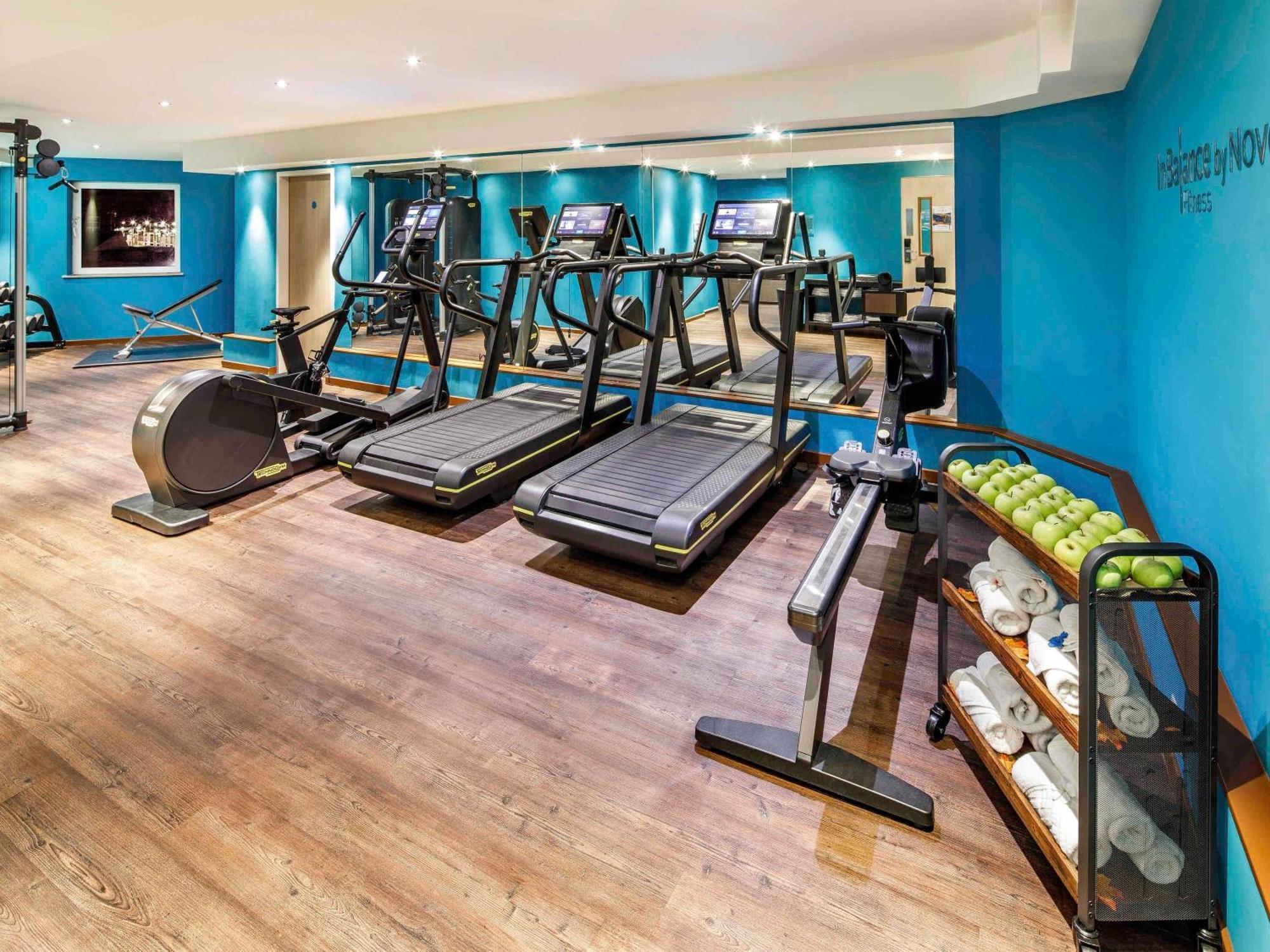 Novotel London Greenwich Екстер'єр фото
